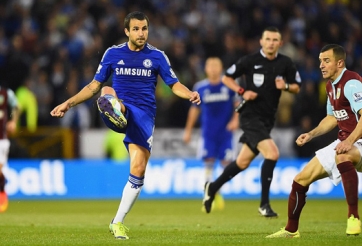 Cesc Fabregas nói gì khi giúp Chelsea đánh bại Burnley?